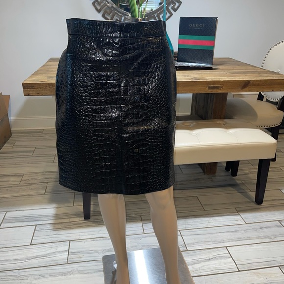 Gucci Croc Print Leather Skirt - Picture 9 of 16